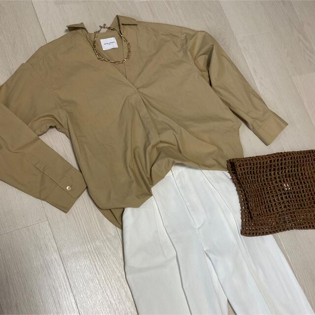 UNITED ARROWS(ユナイテッドアローズ)のnonnoko様専用(UNITED ARROWS ブラウス) レディースのトップス(シャツ/ブラウス(長袖/七分))の商品写真