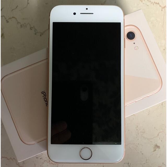 iPhone８ GOLD 64GB docomo SIMフリー