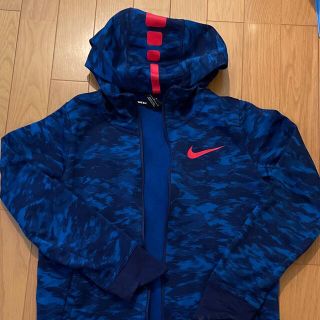 ナイキ(NIKE)のNIKE パーカー　紺×ブルー 150-160サイズ(ジャケット/上着)