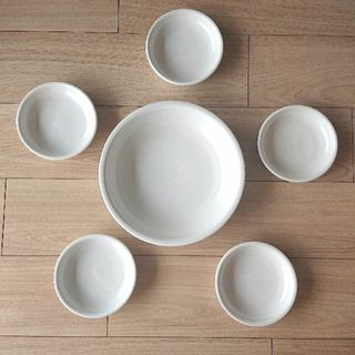 タチキチ(たち吉)の未使用品 たち吉 白い皿 6枚 セット 盛皿1枚 取り皿5枚(食器)