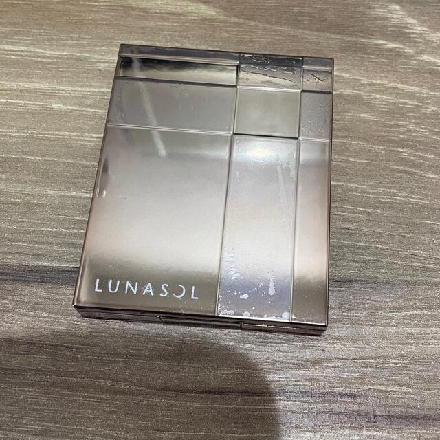 LUNASOL(ルナソル)のルナソル　アイシャドウ コスメ/美容のベースメイク/化粧品(アイシャドウ)の商品写真