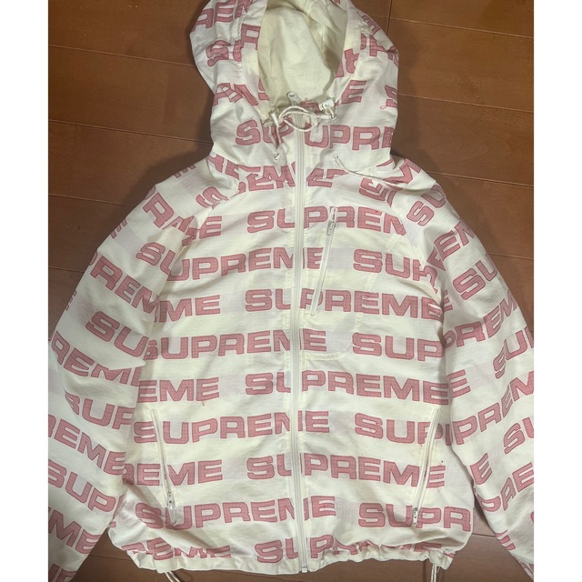 supremeブルゾン