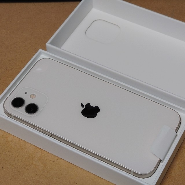 【新品未使用】iPhone 12 64GB ホワイト SIMフリー