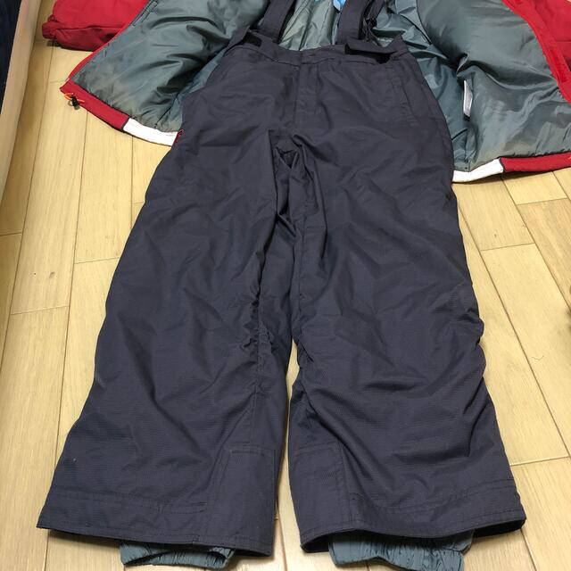 DESCENTE(デサント)の子供用130センチ　スキーウェア　おまけ付き スポーツ/アウトドアのスキー(ウエア)の商品写真