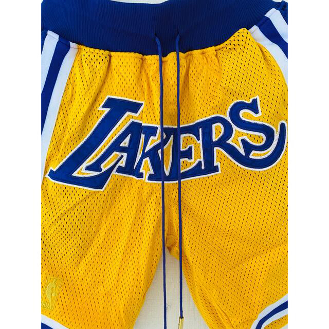 ショップ NBA レイカーズ ハーフパンツ リプリント 短パン メンズ バスケ 新品