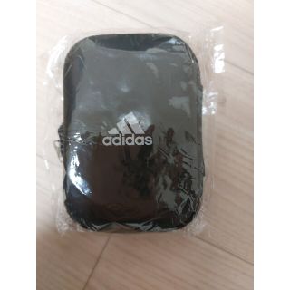 アディダス(adidas)の新品アディダスケース(その他)