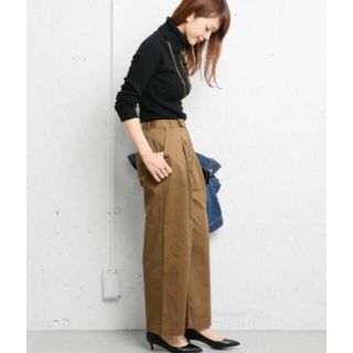 アーバンリサーチ(URBAN RESEARCH)のURBAN RESEARCH DOORS✩タックワイドパンツ(カジュアルパンツ)