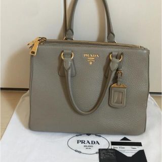 プラダ(PRADA)の極美品 PRADAプラダトートバッグハンドバッグ(ハンドバッグ)