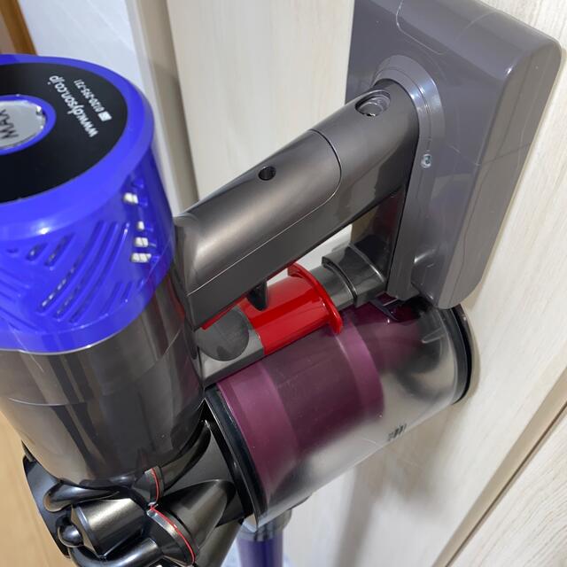 Dyson(ダイソン)の新品バッテリーDyson V6fluffyセット スマホ/家電/カメラの生活家電(掃除機)の商品写真