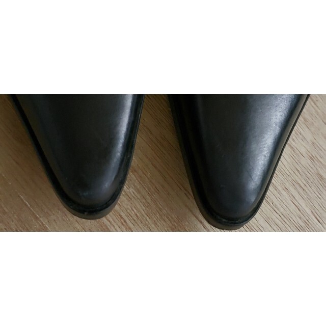 Jean-Paul GAULTIER(ジャンポールゴルチエ)の美品　ジャンポールゴルチエ　定番パンプス　ストラップ付き　黒 レディースの靴/シューズ(ハイヒール/パンプス)の商品写真