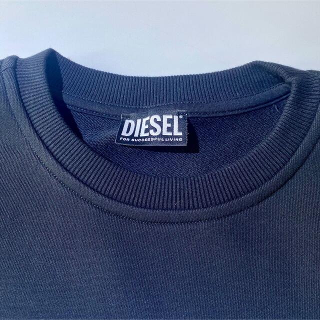 DIESEL(ディーゼル)の新品未使用【DIESEL】スウェット トレーナー クルーネック ロゴ M メンズのトップス(スウェット)の商品写真