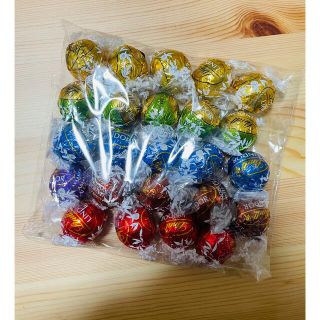 リンツ(Lindt)のリンツリンドール☆24個(菓子/デザート)