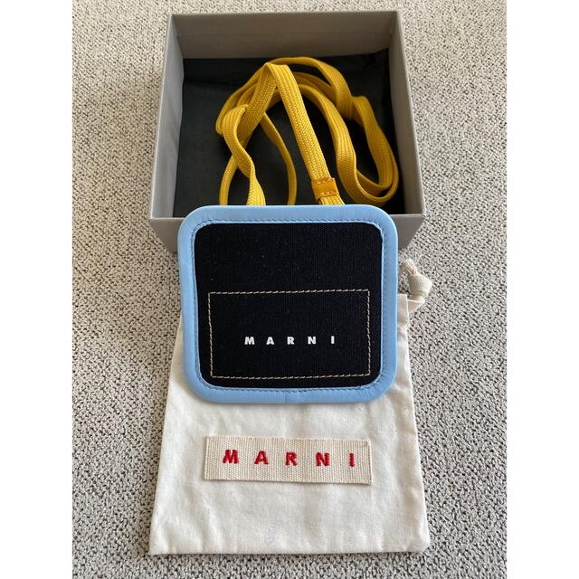 新品未使用　MARNI マルニ　パスケース　カードケース　ミニ財布　定期入れ