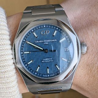 ジラールペルゴ(GIRARD-PERREGAUX)の①ジラールペルゴ ロレアート ブルー文字盤  42mm(腕時計(アナログ))