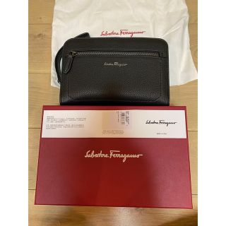 スタイリッシュシンプル サルヴァトーレフェラガモ メンズ クラッチ