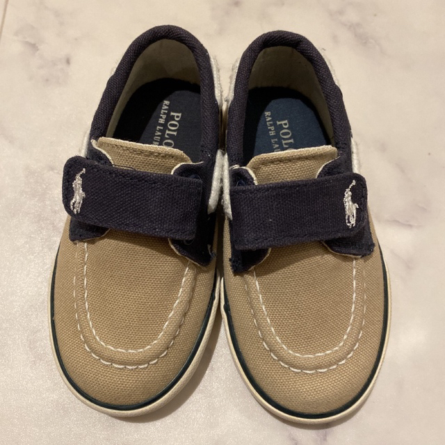 POLO RALPH LAUREN(ポロラルフローレン)のラルフ　キッズシューズ　13-14cm フォーマルにも♪ キッズ/ベビー/マタニティのベビー靴/シューズ(~14cm)(スニーカー)の商品写真