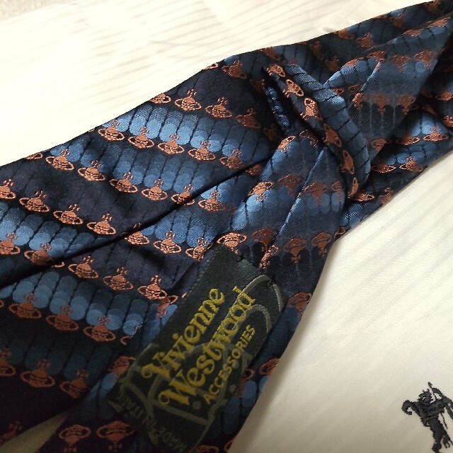Vivienne Westwood オーブ柄 ネクタイ シルク100% ブラック Vivienne Westwood ヴィヴィアン ウエストウッド ネクタイ 新作