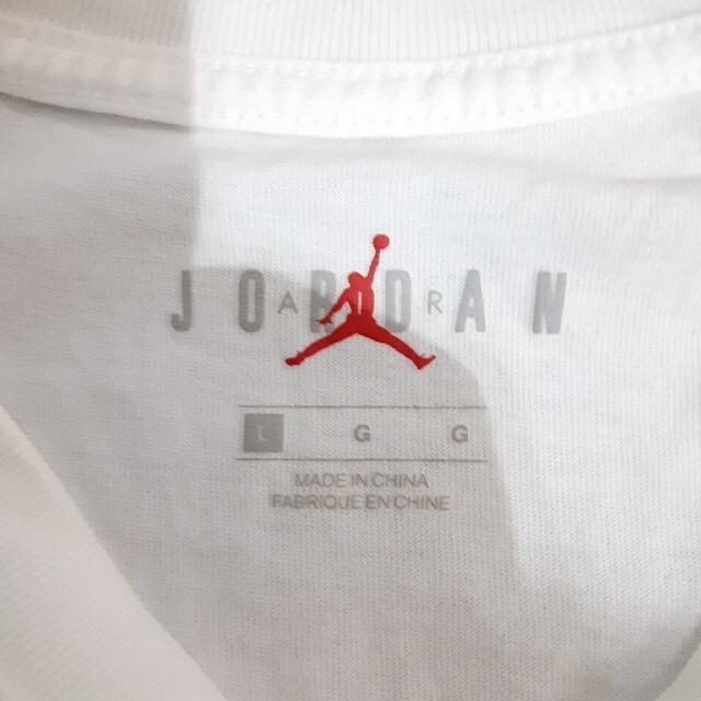 NIKE(ナイキ)の✨人気✨ NIKE(ナイキ) JORDAN メンズホワイトTシャツ L メンズのトップス(Tシャツ/カットソー(半袖/袖なし))の商品写真