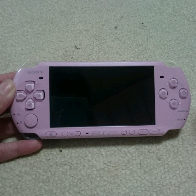 SONY(ソニー)のPSP★3000ZP エンタメ/ホビーのゲームソフト/ゲーム機本体(携帯用ゲーム機本体)の商品写真