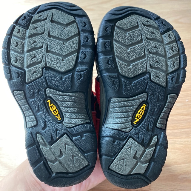 KEEN(キーン)のnono様専用 キッズ/ベビー/マタニティのキッズ靴/シューズ(15cm~)(サンダル)の商品写真