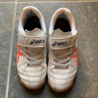 アシックス(asics)のアシックス サッカーインドアシューズ ジュニオーレ 5 IN 18.0cm(シューズ)