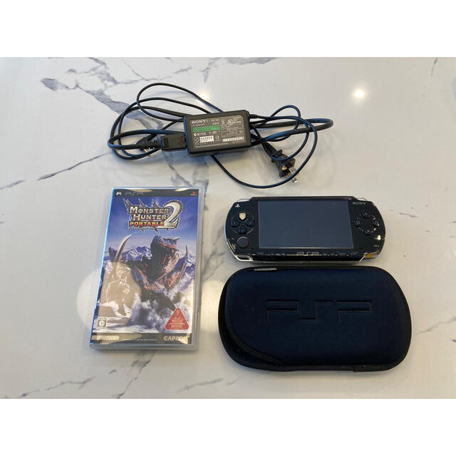 PlayStation Portable(プレイステーションポータブル)のPSP-1000 + モンスターハンター2nd エンタメ/ホビーのゲームソフト/ゲーム機本体(その他)の商品写真