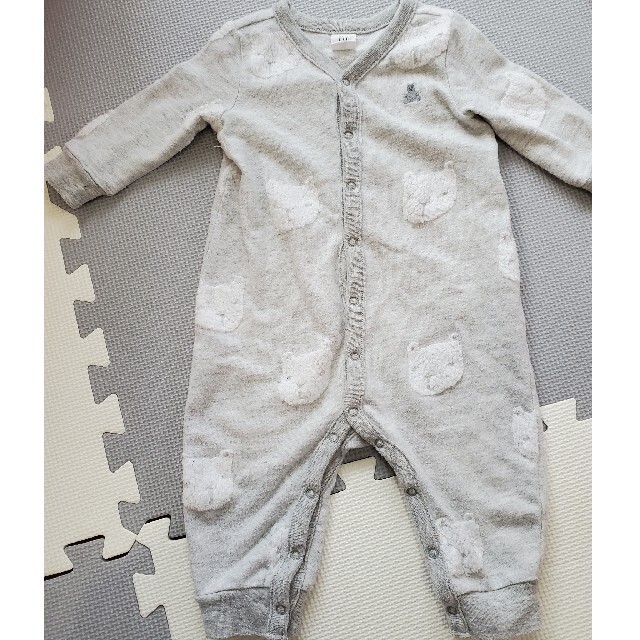 babyGAP(ベビーギャップ)のクマロンパース キッズ/ベビー/マタニティのベビー服(~85cm)(ロンパース)の商品写真