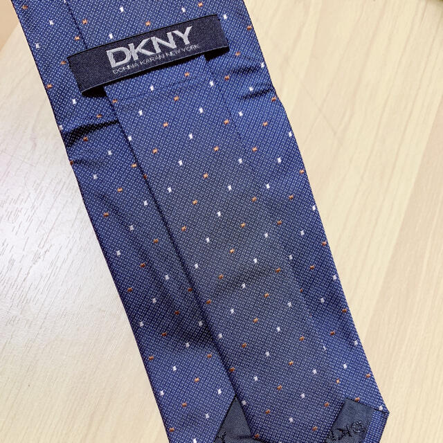 DKNY(ダナキャランニューヨーク)のダナキャランネクタイ メンズのファッション小物(ネクタイ)の商品写真