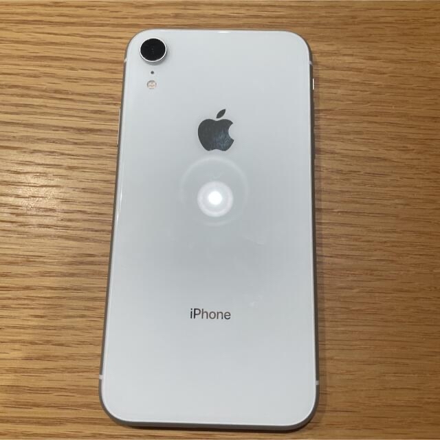 iPhoneXR 128㎇ ホワイト-