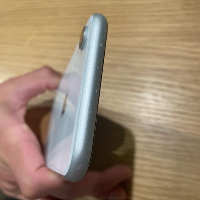 iPhoneXR 128㎇　ホワイト 2