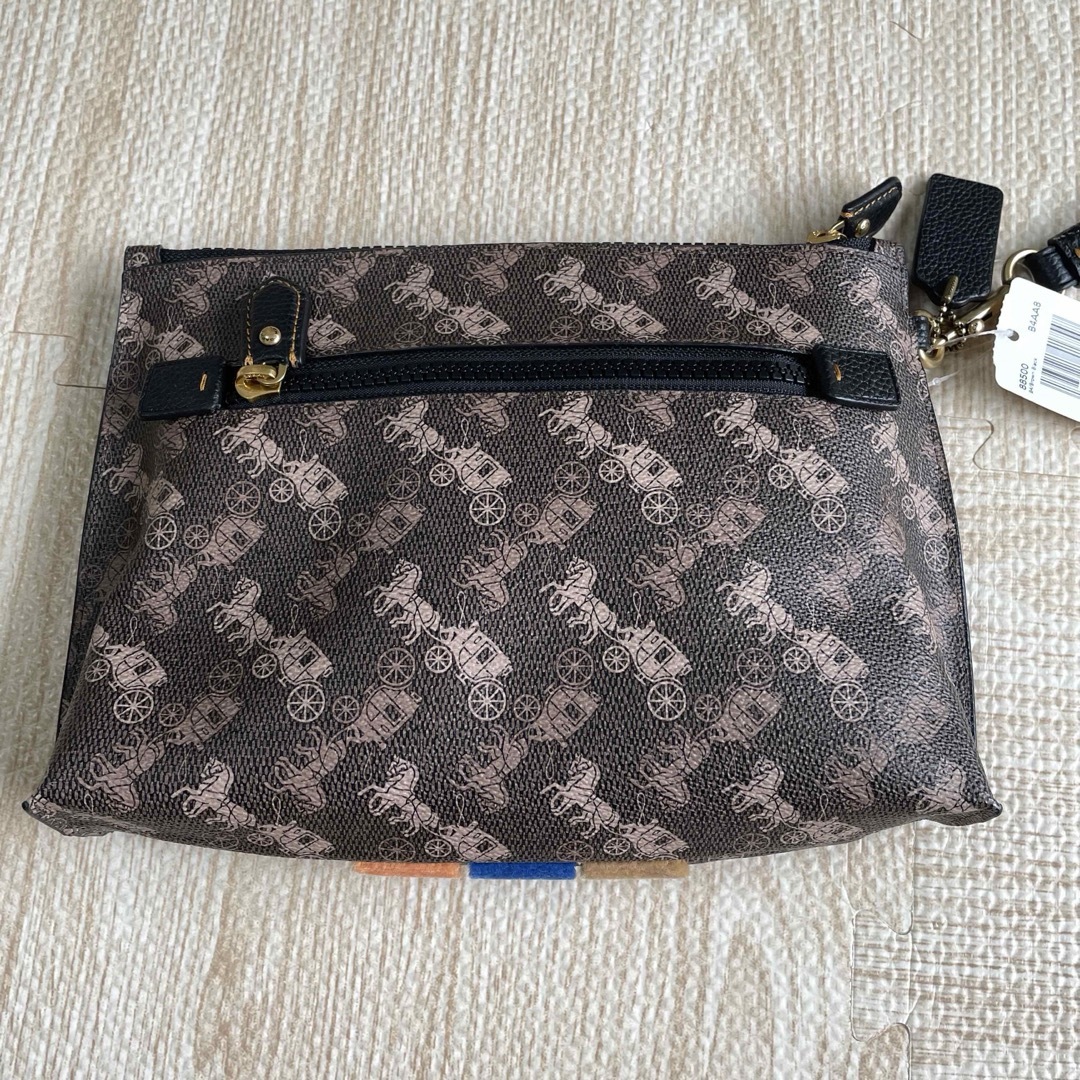 未使用品 コーチ COACH チャーリーハンドポーチ クラッチバッグ 馬車柄-