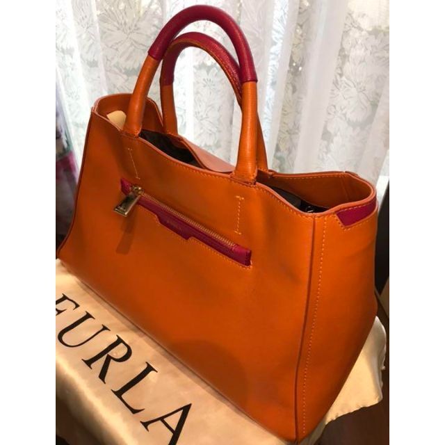 Furla(フルラ)のFURLA ハンドバッグ レディースのバッグ(ハンドバッグ)の商品写真