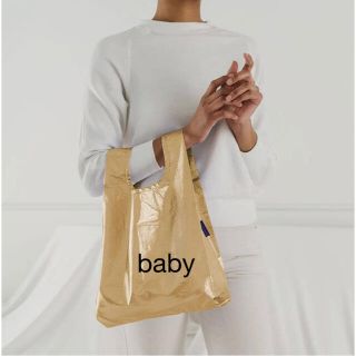 バグゥ(BAGGU)のBAGGU baby メタリック　ゴールド(エコバッグ)