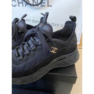 シャネル(CHANEL)のシャネル　◆新作◆完売品◆ スニーカー　37  黒　ブラック　23.5(スニーカー)