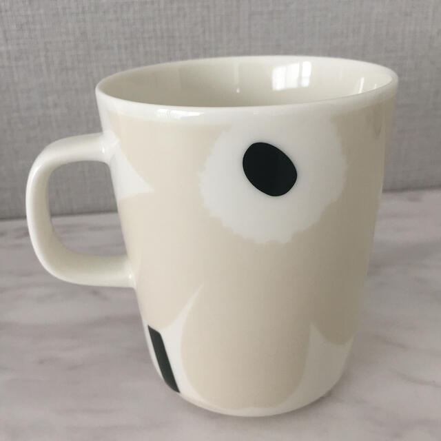 marimekko(マリメッコ)のmarimekko   マグカップ インテリア/住まい/日用品のキッチン/食器(グラス/カップ)の商品写真