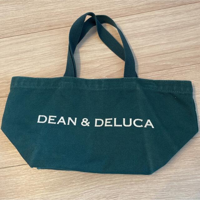 DEAN & DELUCA(ディーンアンドデルーカ)のDEAN&DELUCA チャリティートートバッグ 緑 レディースのバッグ(トートバッグ)の商品写真