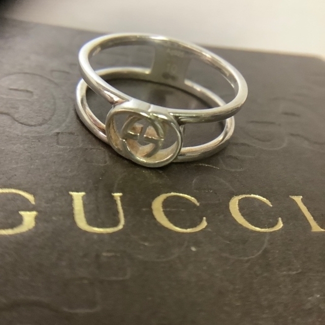Gucci(グッチ)のGUCCI グッチ インターロッキング G オープンリング  #10 レディースのアクセサリー(ネックレス)の商品写真
