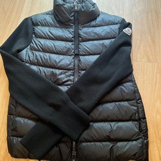 モンクレール(MONCLER)のモンクレール　ダウンパネルカーデ(カーディガン)