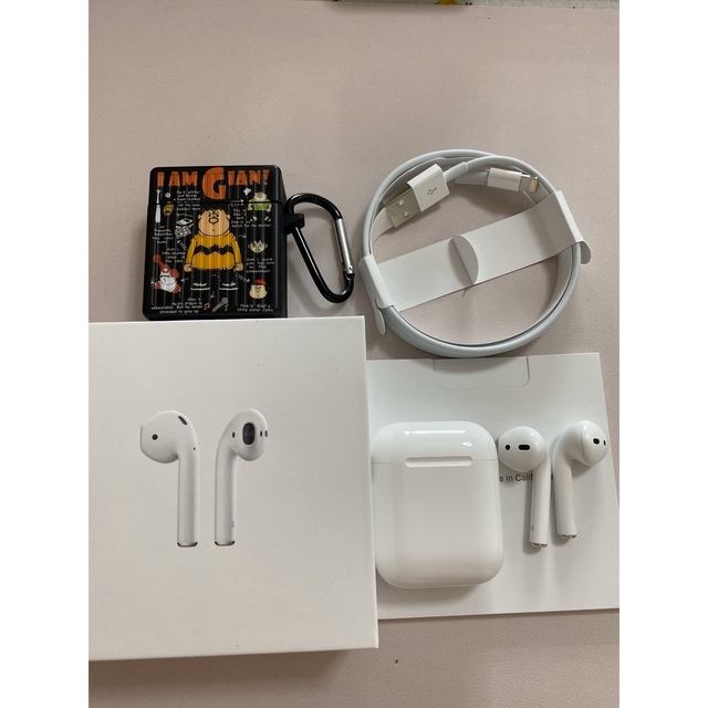 オーディオ機器Apple AirPods 第2世代 with Charging Case