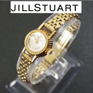 ジルスチュアート(JILLSTUART)の【稼働品】JILL STUART　ブレスウォッチ イエローゴールド　電池交換済(腕時計)