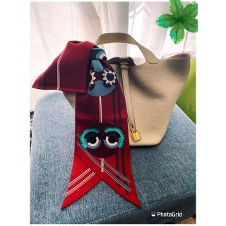 FENDI(バンダナ/スカーフ)のフリマアイテム一覧 FENDI(バンダナ/スカーフ)のフリマアイテム一覧