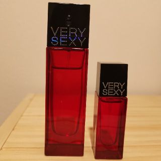 ヴィクトリアズシークレット(Victoria's Secret)のVERY SEXY  Victoria's Secret　フレグランスミスト(香水(女性用))