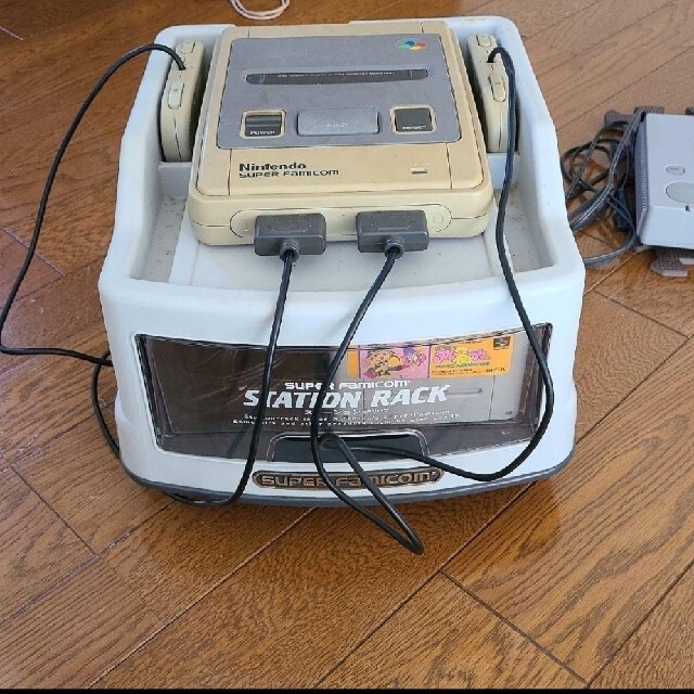 スーパーファミコン　ソフト+ラック付き