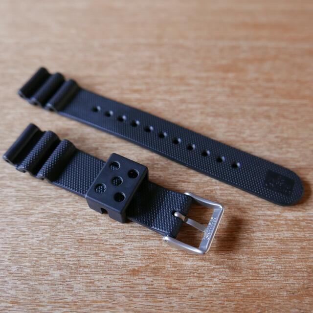 SEIKO(セイコー)のSEIKO 20mm ウレタン バンドDE39AZ ダイバーズウォッチ用  メンズの時計(ラバーベルト)の商品写真