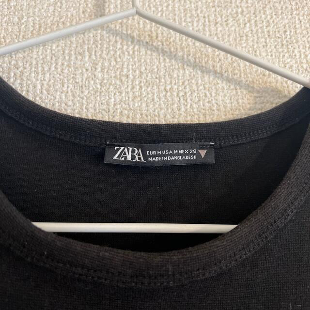 ZARA(ザラ)のZARA ショート丈Tシャツ レディースのトップス(Tシャツ(半袖/袖なし))の商品写真