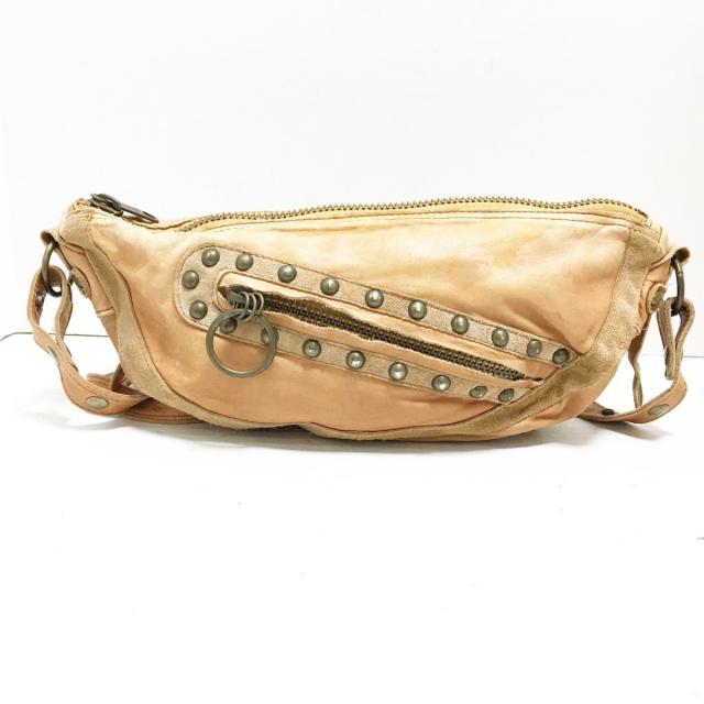 Dakota(ダコタ)のダコタ ショルダーバッグ - スタッズ レディースのバッグ(ショルダーバッグ)の商品写真