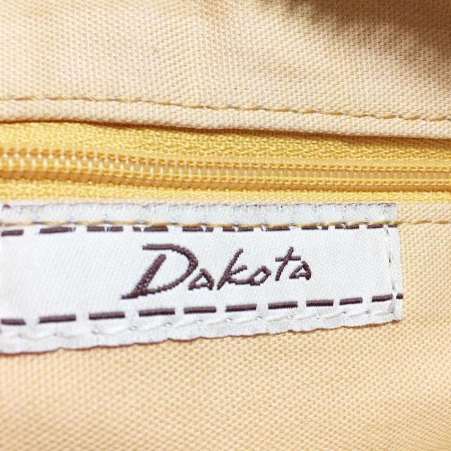 Dakota(ダコタ)のダコタ ショルダーバッグ - スタッズ レディースのバッグ(ショルダーバッグ)の商品写真