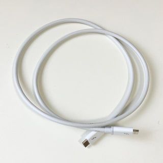 j5create  Thunderbolt3ケーブル　1.0m(PC周辺機器)