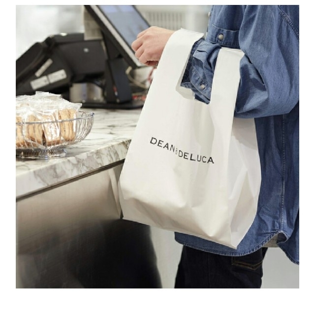 DEAN & DELUCA(ディーンアンドデルーカ)のディーン＆デルーカ　エコバッグ　ホワイト　新品未使用 レディースのバッグ(エコバッグ)の商品写真
