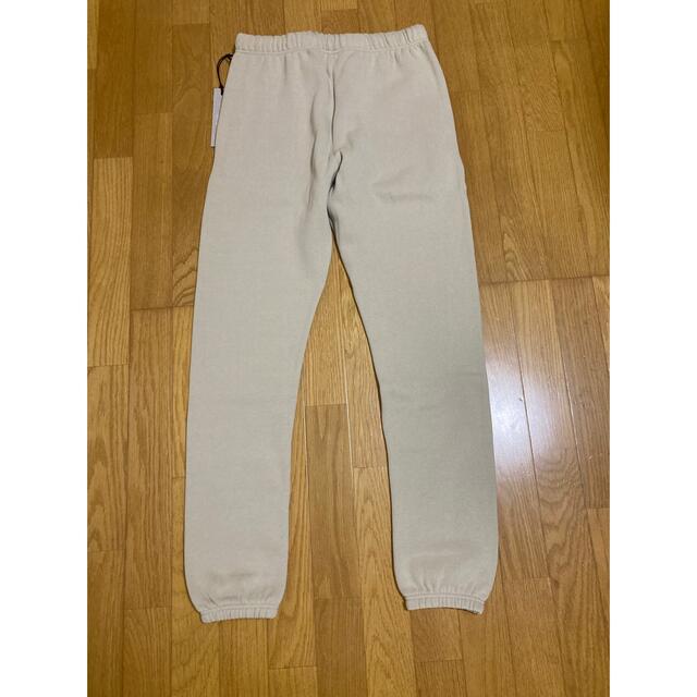 Essential(エッセンシャル)のSSENSE 限定ESSENTIALS SWEATPANT /  Linen メンズのパンツ(その他)の商品写真